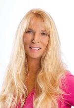 Maddie Miloff Spears Photo